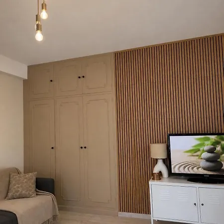 1 Proche De La Et De La Gare Apartment